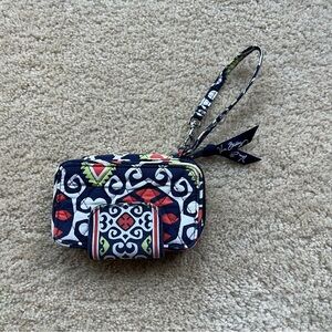 Vera Bradley Sun Valley Credit Card ID Wallet Wristlet w/ Wrist Strap - GUC